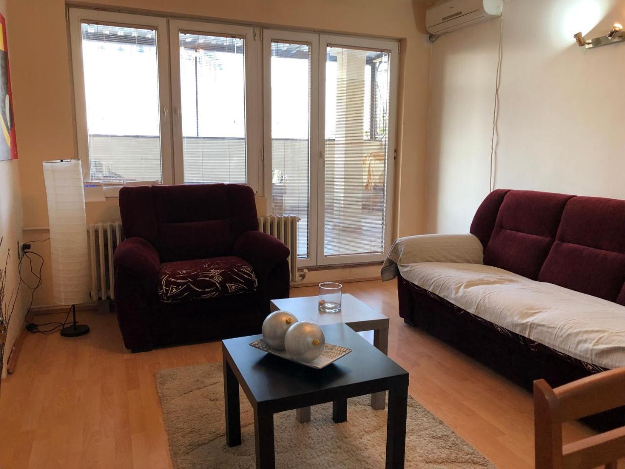 Square Vanilla Apartments Skopje Luaran gambar