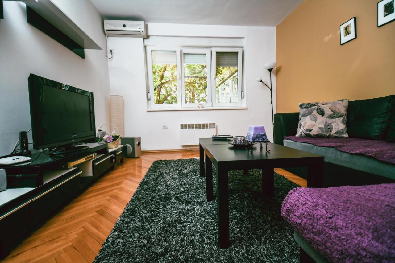 Square Vanilla Apartments Skopje Luaran gambar