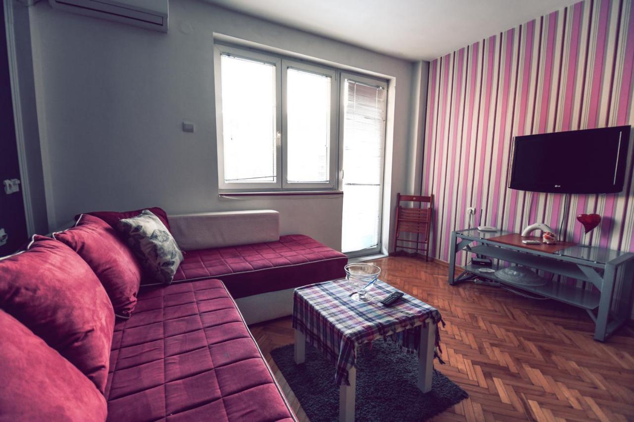 Square Vanilla Apartments Skopje Luaran gambar