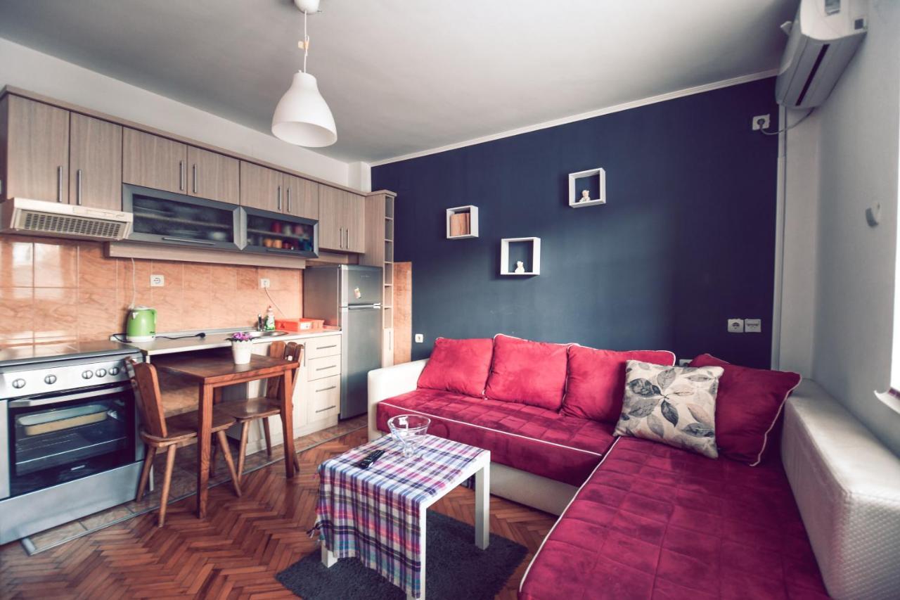 Square Vanilla Apartments Skopje Luaran gambar