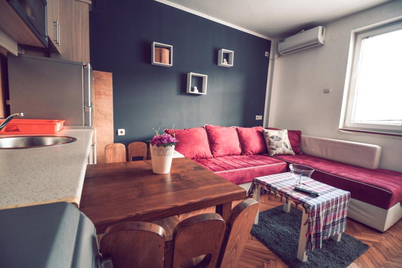 Square Vanilla Apartments Skopje Luaran gambar