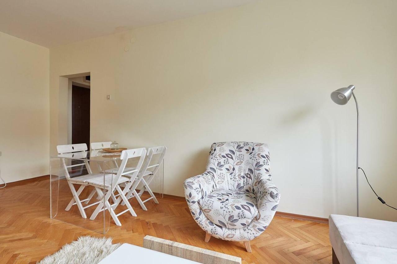 Square Vanilla Apartments Skopje Luaran gambar